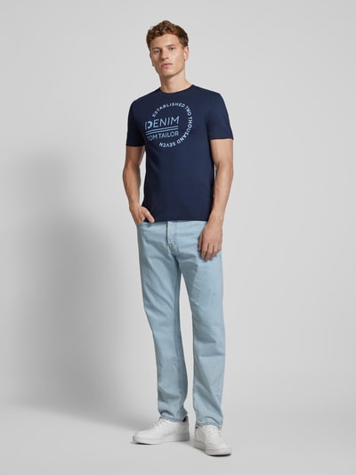 Tom Tailor Denim Regular Fit T-Shirt mit großem Label-Schriftzug Dunkelblau 1