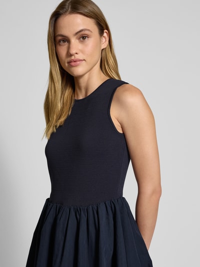 P&C* curated by GLAMOUR Minikleid mit Rundhalsausschnitt Marine 3