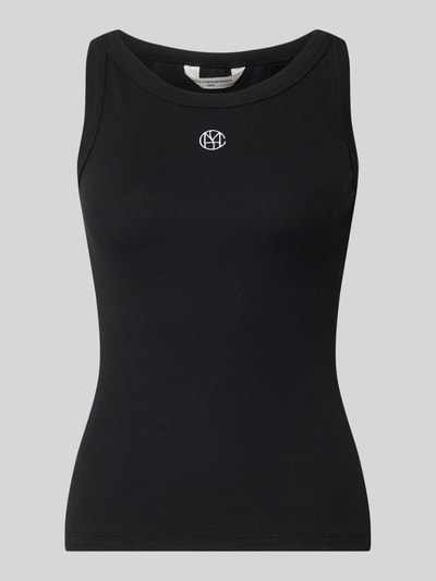 Produktfoto, schwarzes Tanktop in Ripp-Optik mit Label-Stitching Modell 'Gubbe' von MSCH Copenhagen, Baumwoll-Elasthan-Mix, Regular Fit