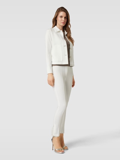 Marc Cain Slim fit stoffen broek met volants Offwhite - 1