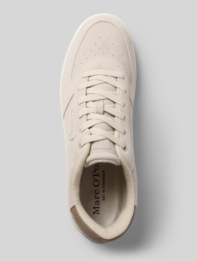 Produktfoto, Low Top Sneaker aus reinem Rindsleder Modell 'CALLE' von Marc O'Polo, beżowy, okrągły czubek, płaska podeszwa, welurowa faktura, tłoczone logo, sznurowanie, podeszwa strukturyzowana, materiał: naturalna skóra bydlęca