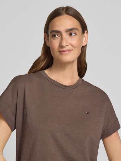 Tommy Hilfiger T-shirt o kroju regular fit z czystej bawełny Jasnobrązowy 3