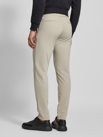 CK Calvin Klein Tapered fit broek met bandplooien Zand - 5