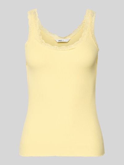 Produktfoto, Slim Fit Tank Top aus Bio-Baumwoll-Mix Modell 'SARA' von Only in Optik: Unifarben, Spitze-Details, Feinripp-Struktur, gelb.
