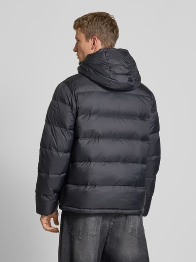 Calvin Klein Jeans Steppjacke mit Logo und Reißverschlusstaschen Black 5