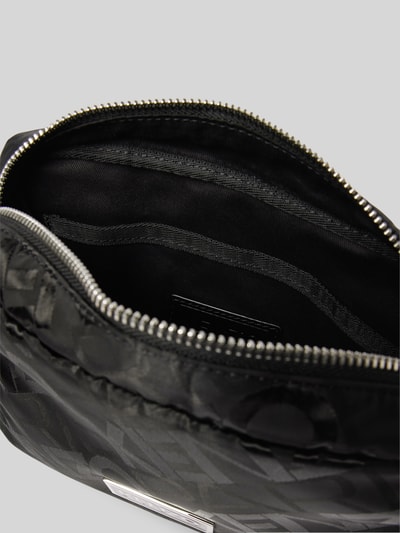 Kenzo Bauchtasche mit Label-Detail Black 5