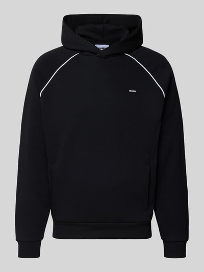Produktfoto, Hoodie mit Logoprint und Kontrastspipings von REVIEW in Schwarz mit weißen Akzenten, Baumwoll-Mix, Regular Fit, strukturierte Oberfläche