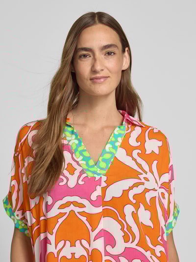 Emily Van den Bergh Knielanges Kleid mit V-Ausschnitt Orange 3