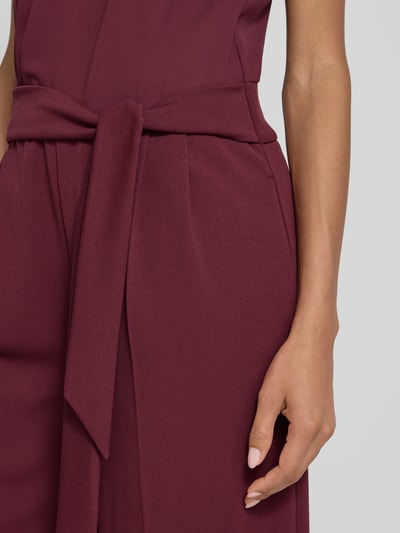 V.M. Jumpsuit mit Bindegürtel Bordeaux 3