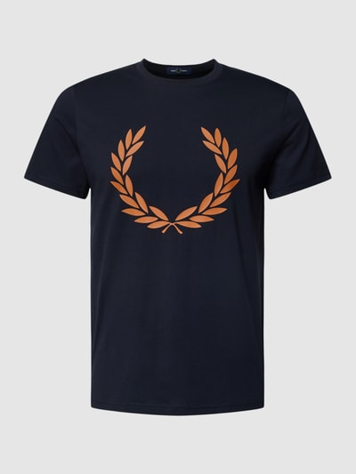 Fred Perry T-Shirt mit Logo-Print Modell 'Laurel' Dunkelblau 2