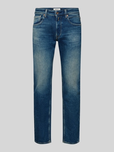 Produktfoto, Regular Fit Jeans im 5-Pocket-Design Modell 'Grover' von Replay, bawełniany elastyczny materiał, krój regular fit, niebieski kolor z jasnymi przetarciami, guzik i zamek, Szerokość w rozmiarze 32/32: 43 cm, długość nogawki wewnętrznej: 80 cm