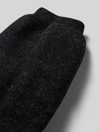Produktfoto, Socken mit elastischem Rippenbündchen Modell 'COSYSHOES' von FALKE aus Schurwoll-Mix, Unifarbenes-Design, strukturierte Oberfläche