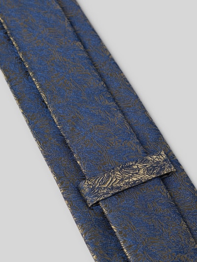 Produktfoto, Krawatte aus Seide im Allover-Look (7,5 cm) von MONTI, blaue und goldfarbene Muster, klassische Form, Label-Detail, reine Seide