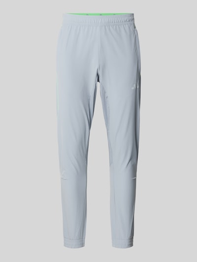 adidas Training Regular Fit Sweatpants mit Logo-Print Hellgrau 2