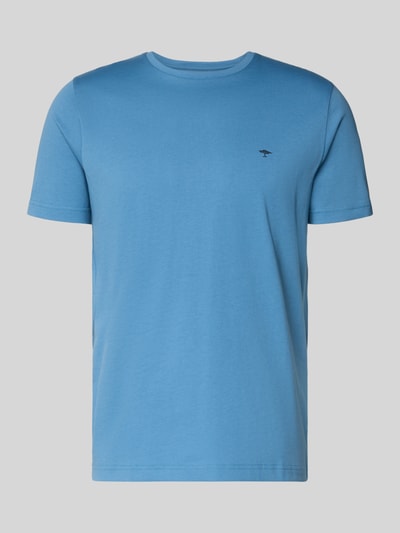Produktfoto, T-shirt met logoprint van Fynch-Hatton in lichtblauw, puur katoen, recht model, ronde hals, ruglengte maat M 64 cm.