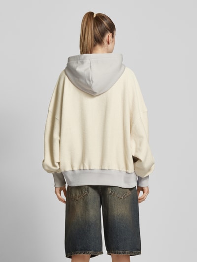 Pegador Oversized hoodie met labelstitching, model 'ESTELA' Zand - 5