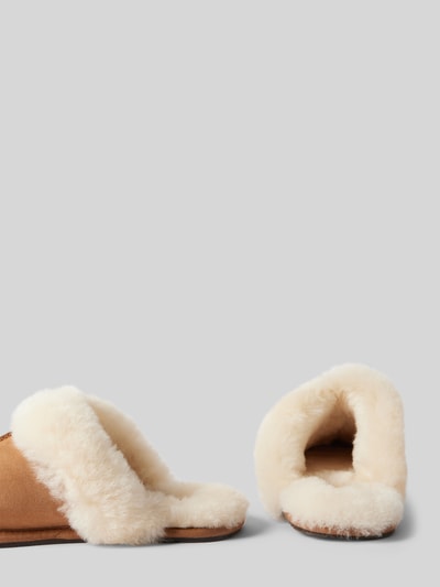 UGG Hausschuhe aus Leder Modell 'SCUFFETTE II' Camel 2