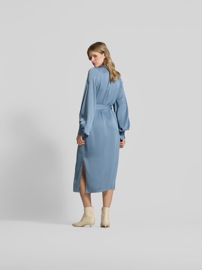 Filippa K Midikleid mit Raffungen Hellblau 5