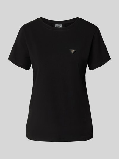 Produktfoto, czarne Regular Fit T-Shirt mit Logo-Applikation Modell 'Colette' von Guess Activewear, krój regular fit, bawełniany materiał, okrągły dekolt, długość tyłu w rozmiarze S: 60 cm
