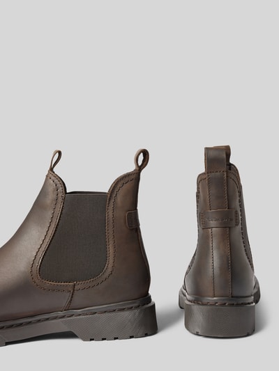 Productfoto, donkerbruine chelsea boots van rundleer met zwarte elastische inzet van Chelseas uit echt rundleer van Tamaris