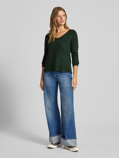 Pieces Sweter z dzianiny o kroju regular fit z prążkowaną fakturą model ‘ELLEN’ Ciemnozielony 1