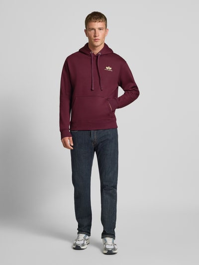 Alpha Industries Hoodie met logo en kangoeroezak Bordeaux - 1