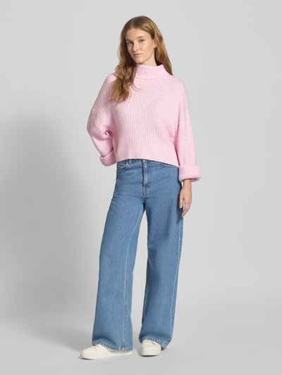 ONLY Golf o kroju relaxed fit z dodatkiem wełny model ‘MELANIE’ Różowy 1