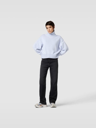 Filippa K Rollkragenpullover aus reiner Wolle Hellblau 1