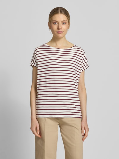 Vrouwenmodel draagt T-Shirt met Rundhalsausschnitt van Christian Berg Woman, Viscosemix met stretch, rechte fit, streepdessin, close-up van voren.