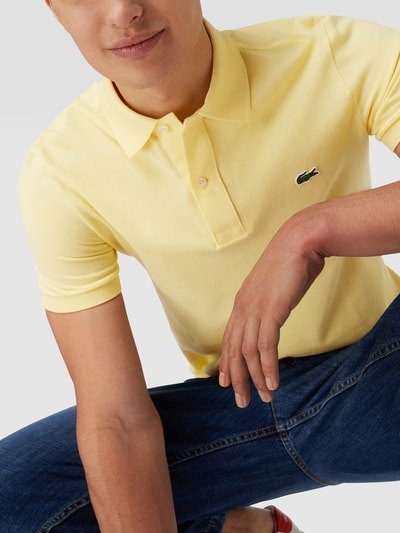 Lacoste Koszulka polo o kroju Slim Fit z piki Jasnożółty 3