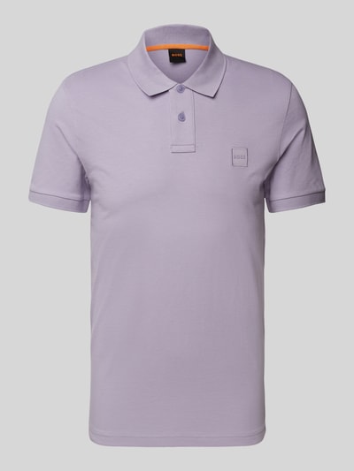 BOSS Orange Poloshirt mit Label-Detail Flieder 2