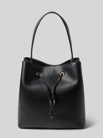 Produktfoto, Henkeltasche mit Label-Applikation Modell 'SANDY BUCKET' von BOSS, Optik: Unifarben, rechteckige Form, Kunstleder, Standfüße, Reißverschluss, Tunnelzug, Hauptfach, Innenfach, Tragehenkel, feine Struktur.