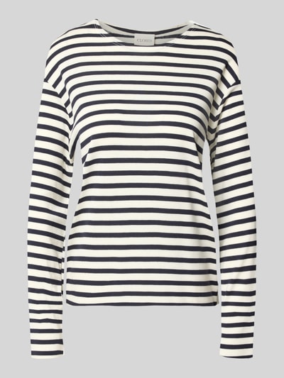 Produktfoto, Longsleeve im Allover-Look mit Rundhalsausschnitt von Closed, schwarz-weiß gestreift, Baumwoll-Modal-Mix, Relaxed Fit
