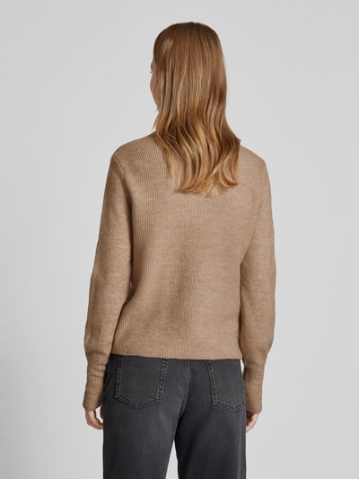 Vero Moda Sweter z dzianiny o kroju regular fit z bufiastymi rękawami model ‘PIPPA’ Szarobrązowy 5