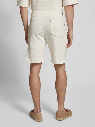 MCNEAL Regular Fit Shorts mit Strukturmuster Sand 5