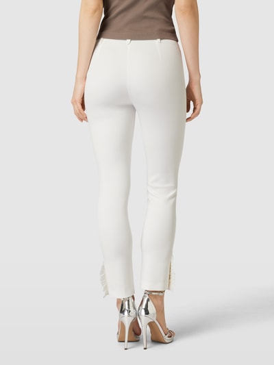 Marc Cain Slim fit stoffen broek met volants Offwhite - 5