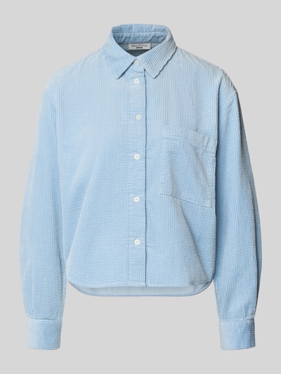 Produktfoto, lichtblauwe Relaxed Fit Hemdbluse aus reiner Baumwolle von Marc O'Polo Denim in uni cord, borstzak en knoopsluiting.
