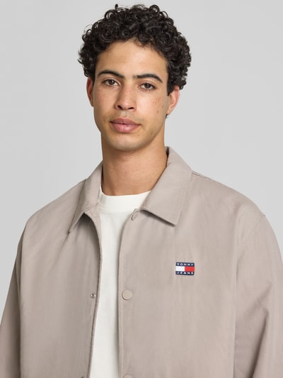 Tommy Jeans Regular Fit Hemdjacke aus reiner Baumwolle Beige 3