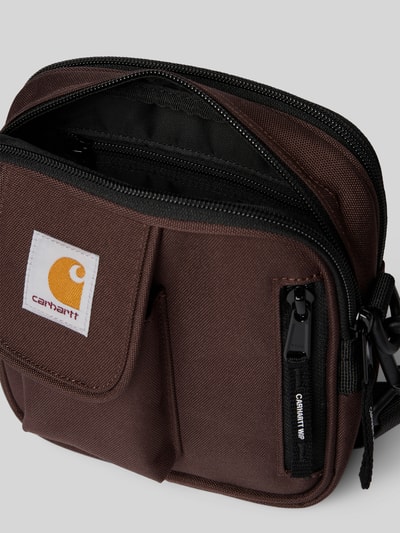 Carhartt Work In Progress Crossbody Bag mit Label-Detail Dunkelbraun 5