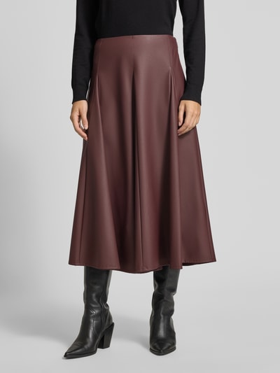 MM Spódnica rozkloszowana z imitacji skóry model ‘NOCERA’ Oberżynowy 4