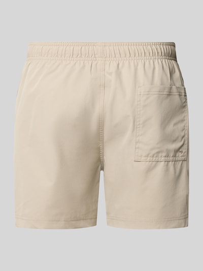 Produktfoto, cremefarbene Badehose mit Label-Stitching Modell 'MAUI' von Jack & Jones, Regular-Fit, elastischer Bund, Tunnelzug, glatte Textur