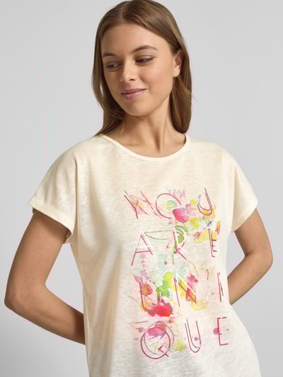 Christian Berg Woman T-shirt z prążkowanym okrągłym dekoltem Złamany biały 3