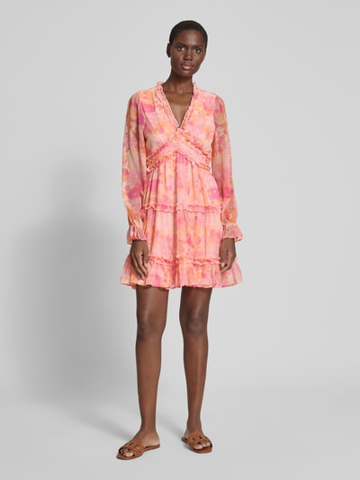 VERO MODA Tailliertes Minikleid mit Volants Modell 'SMILLA' Pink 1