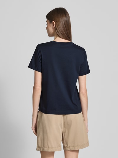 Gant Regular fit T-shirt van puur katoen met logopatch Marineblauw - 5