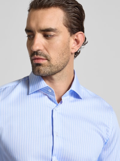 SEIDENSTICKER Koszula biznesowa o kroju slim fit z kołnierzykiem typu kent Błękitny 3