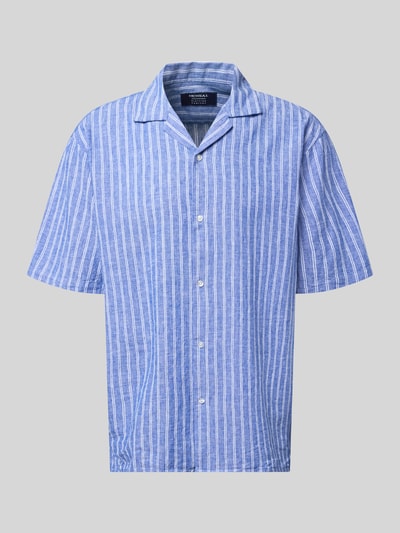 Produktfoto, Regular Fit Freizeithemd aus Leinen-Baumwoll-Mix von MCNEAL, blau mit weißen Streifen, Knopfleiste, Reverskragen, strukturierte Oberfläche
