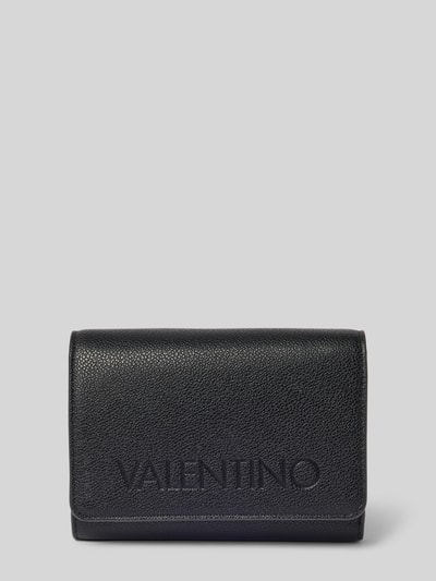Produktfoto, Portemonnaie mit Label-Detail Modell 'FOXY' von VALENTINO BAGS in Schwarz, strukturierte Oberfläche, diverse Fächer, Druckknopfverschluss.