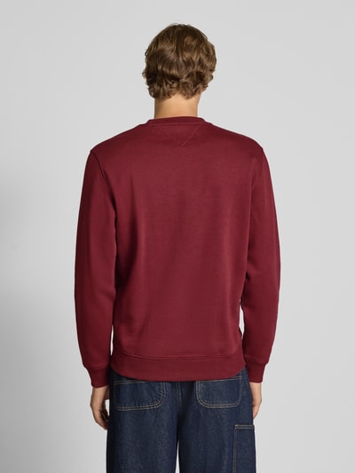 Tommy Jeans Regular Fit Sweatshirt aus Baumwoll-Mix Bordeaux 5