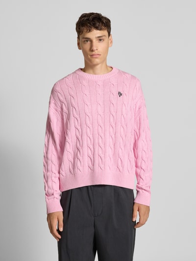 REVIEW Strickpullover mit Zopfmuster und Label-Stitching Rosa 4