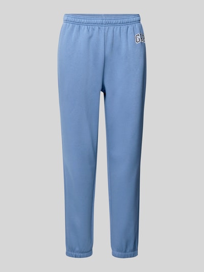 Produktfoto, Sweatpants mit elastischem Bund von GAP in Hellblau aus Baumwoll-Mix, Regular-Fit, Gesäßtasche, Innenbeinlänge 74 cm bei Größe M